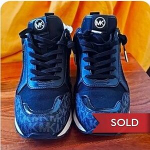 SOLD! EUC MK sneakers black and white w patent